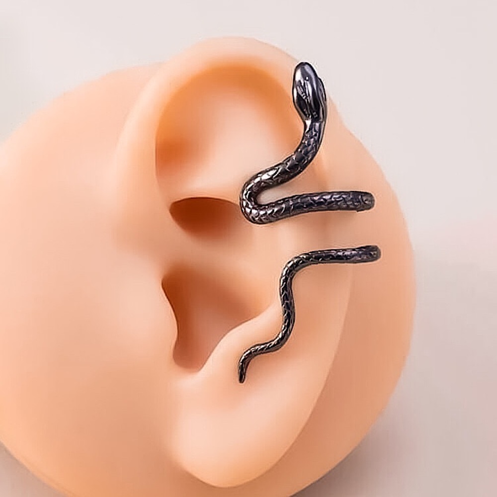 🔵𝟲𝟱%𝗢𝗙𝗙 𝗯𝘂𝗻𝗱𝗹𝗲𝘀 𝟯+🔵 NEW Gun Color Snake Ear Cuff Earring - Picture 5 of 11